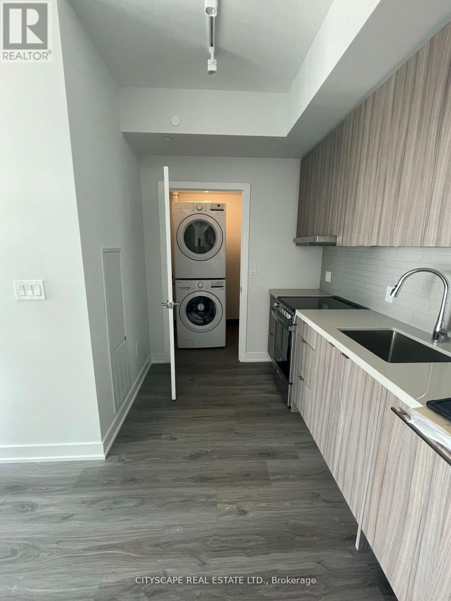 Photo 17 of 811 4130 Parkside Village Drive, Mississauga ON