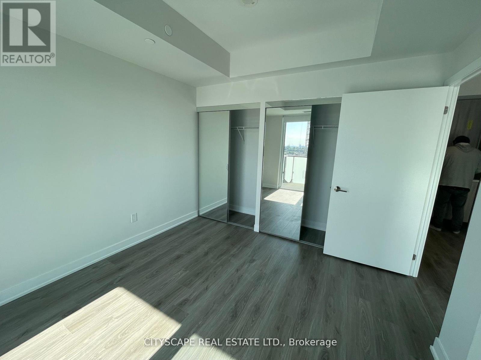 Photo 18 of 811 4130 Parkside Village Drive, Mississauga ON