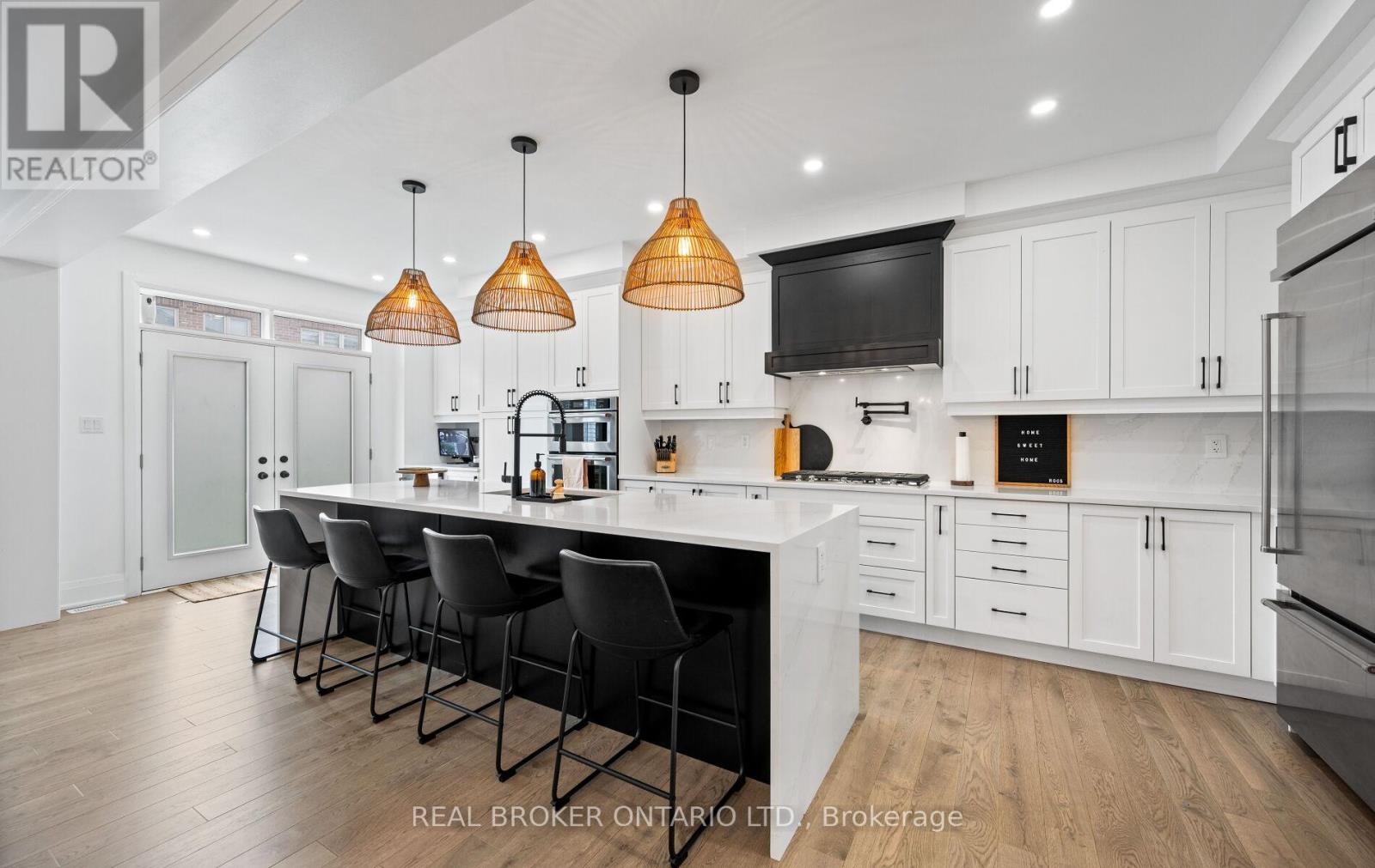 Photo 14 of 547 Veterans Drive, Brampton ON