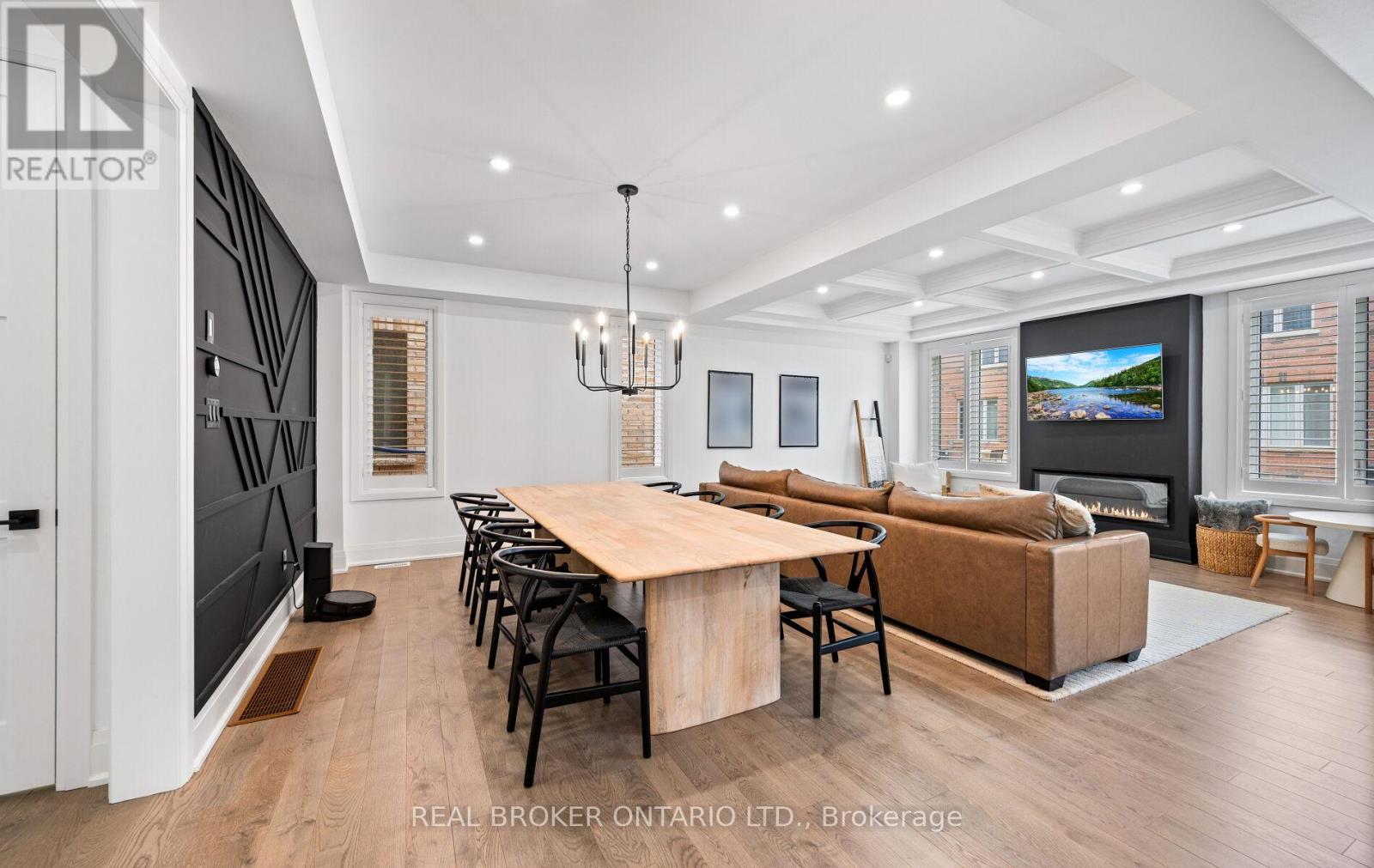 Photo 6 of 547 Veterans Drive, Brampton ON