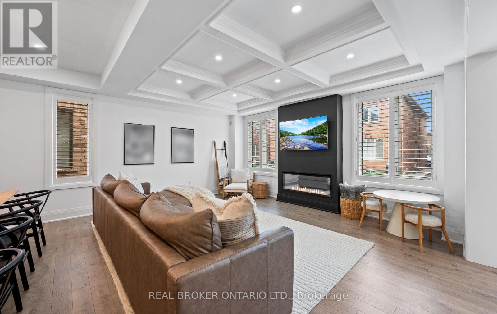 Photo 8 of 547 Veterans Drive, Brampton ON