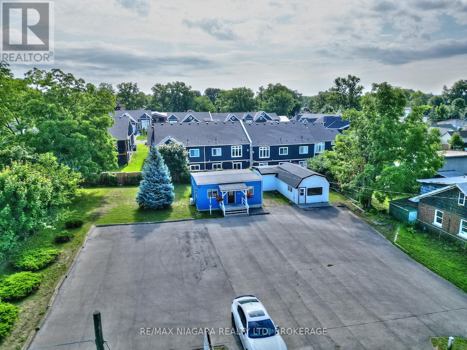 Photo 1 of 210 Ridgeway Road, Fort Erie ON