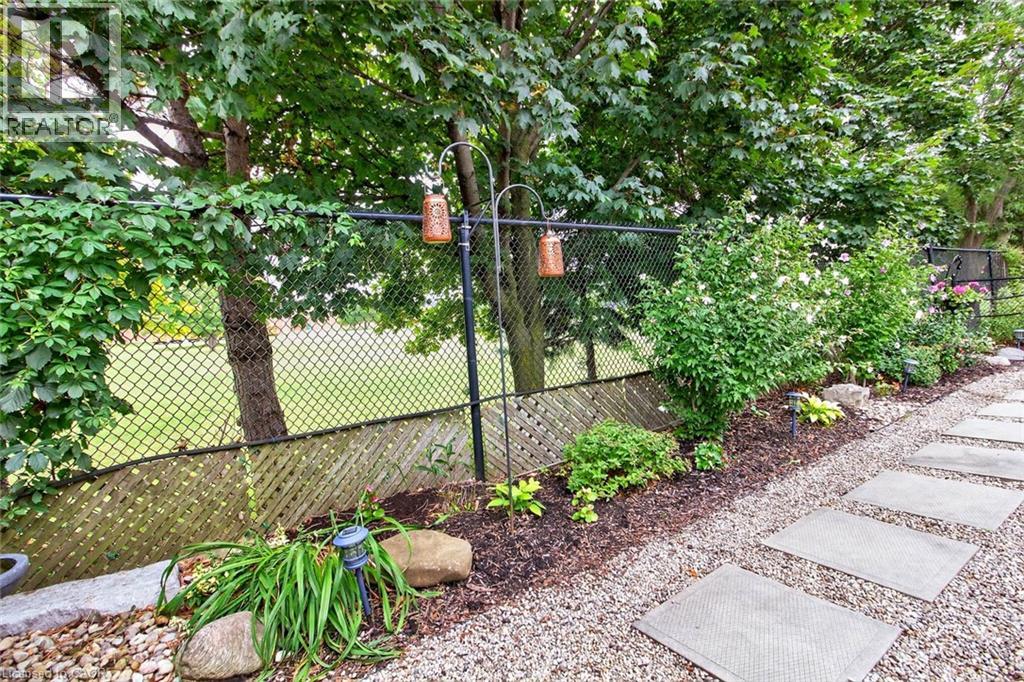 Photo 23 of 282 Centennial Forest Drive, Milton ON