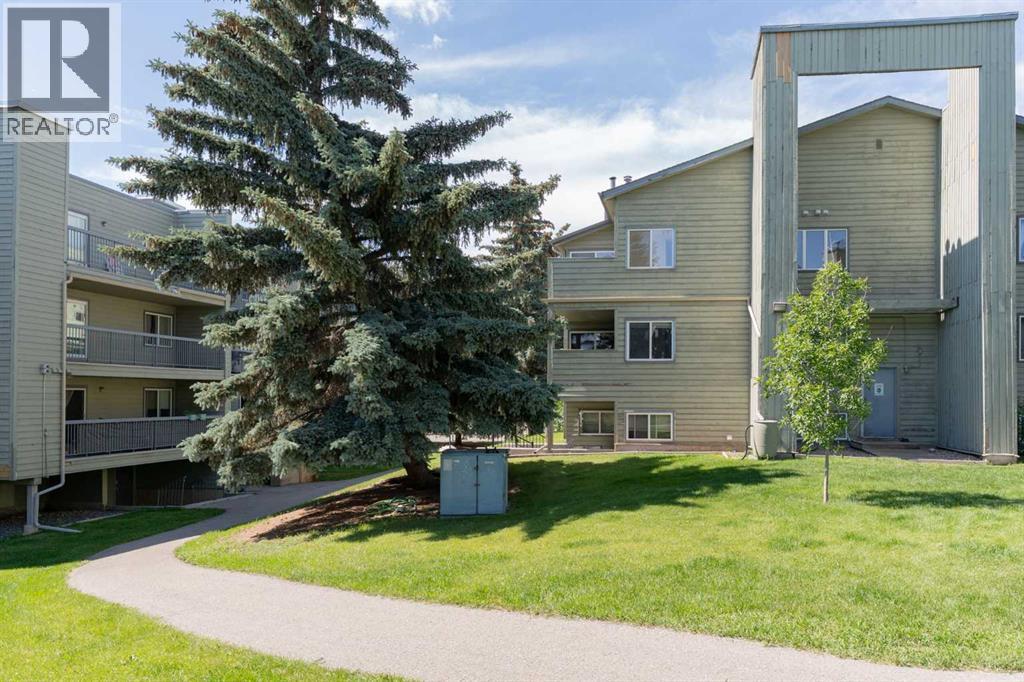Single Family House for Sale in   Glamis Drive SW Glamorgan Calgary 