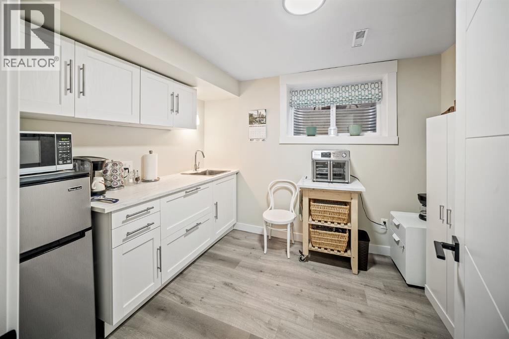 Single Family House Bungalow for Sale in  Rivervalley Drive SE Riverbend Calgary 