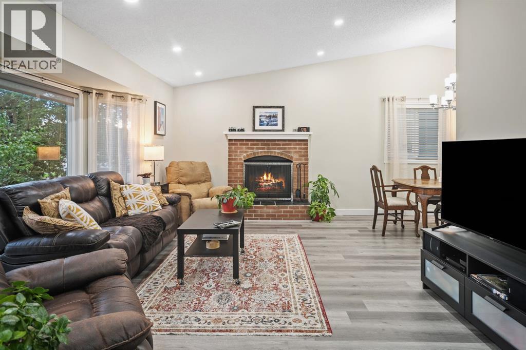 Single Family House Bungalow for Sale in  Rivervalley Drive SE Riverbend Calgary 