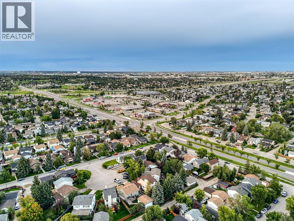 Single Family House Bungalow for Sale in  Rivervalley Drive SE Riverbend Calgary 