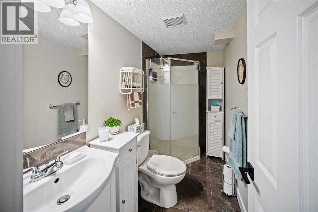 Single Family House Bungalow for Sale in  Rivervalley Drive SE Riverbend Calgary 