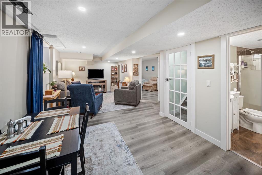 Single Family House Bungalow for Sale in  Rivervalley Drive SE Riverbend Calgary 