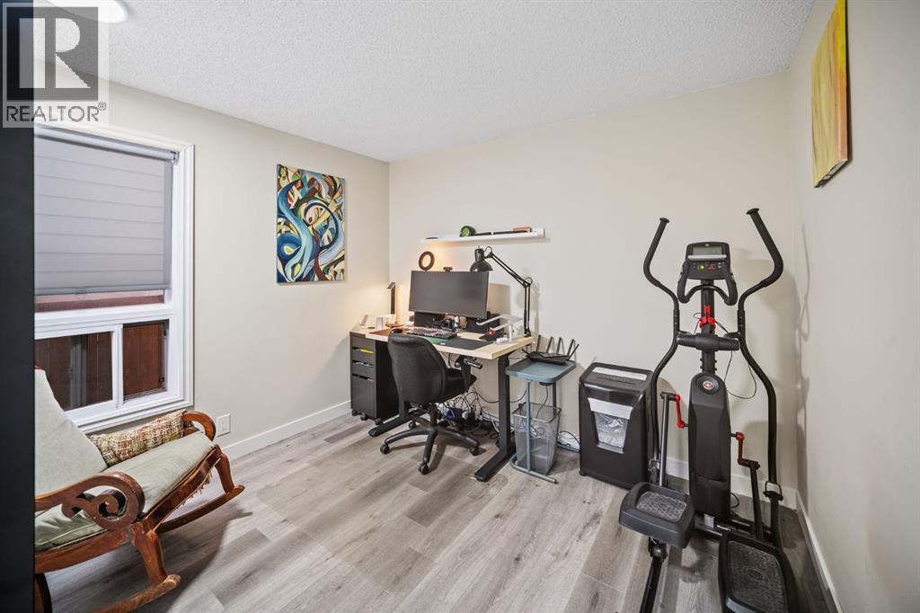 Single Family House Bungalow for Sale in  Rivervalley Drive SE Riverbend Calgary 