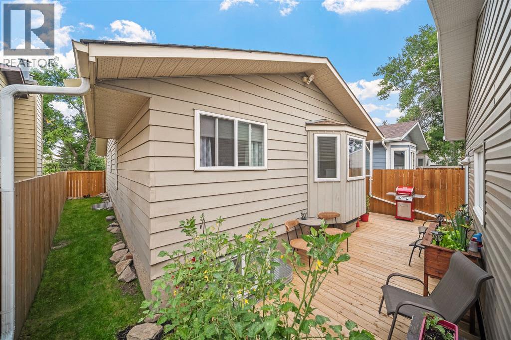 Single Family House Bungalow for Sale in  Rivervalley Drive SE Riverbend Calgary 