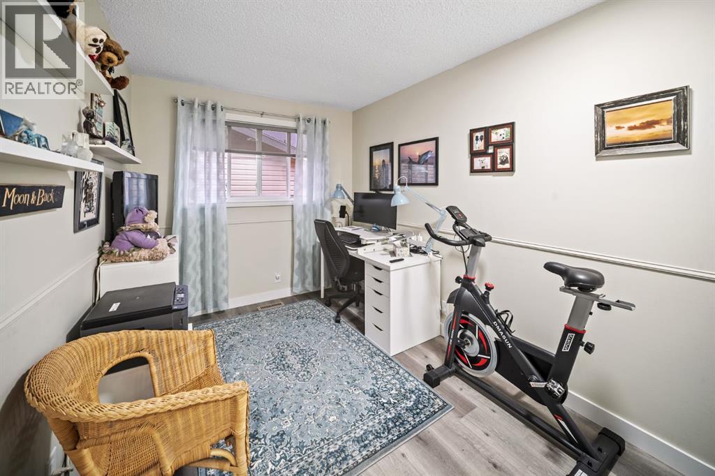 Single Family House Bungalow for Sale in  Rivervalley Drive SE Riverbend Calgary 