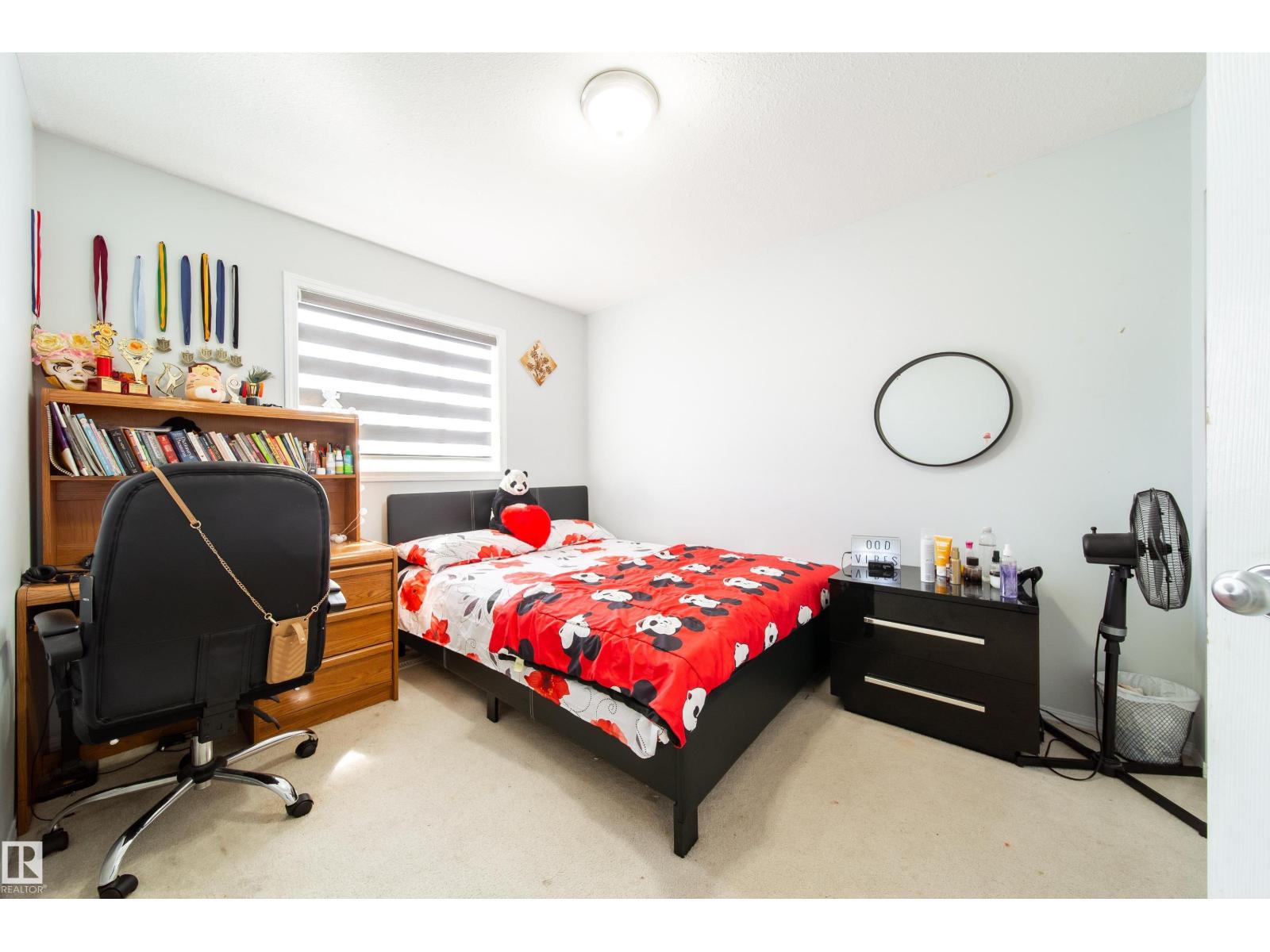 Photo 22 of 1905 36 Av Nw, Edmonton AB