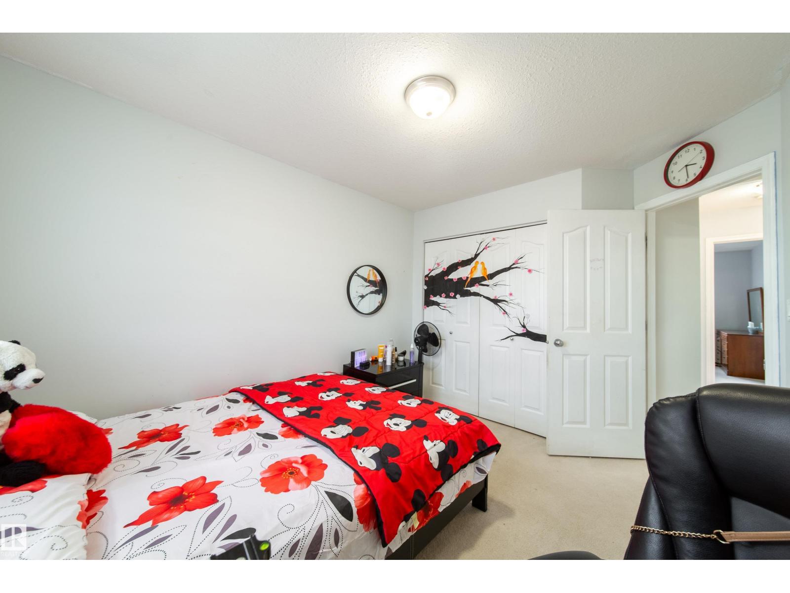 Photo 6 of 1905 36 Av Nw, Edmonton AB