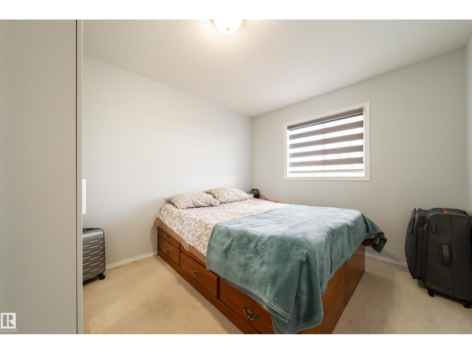 Photo 13 of 1905 36 Av Nw, Edmonton AB