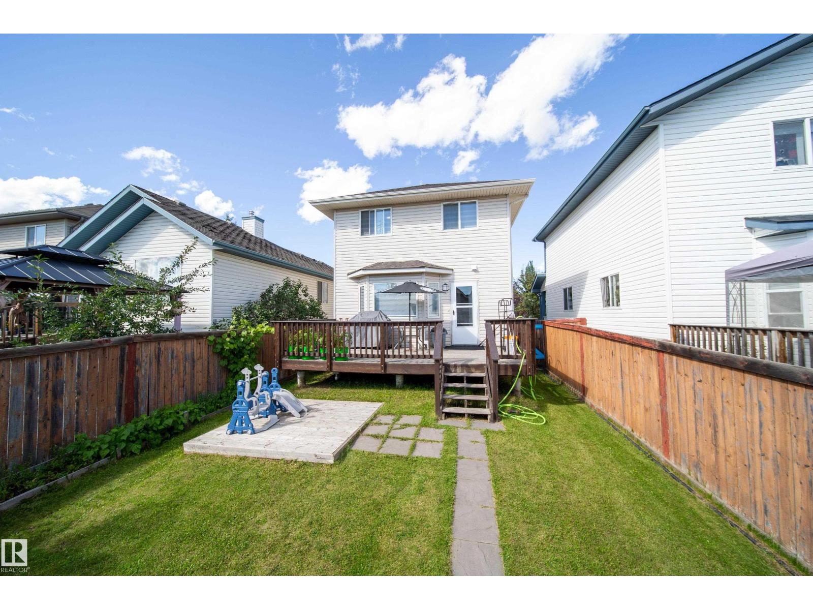 Photo 5 of 1905 36 Av Nw, Edmonton AB