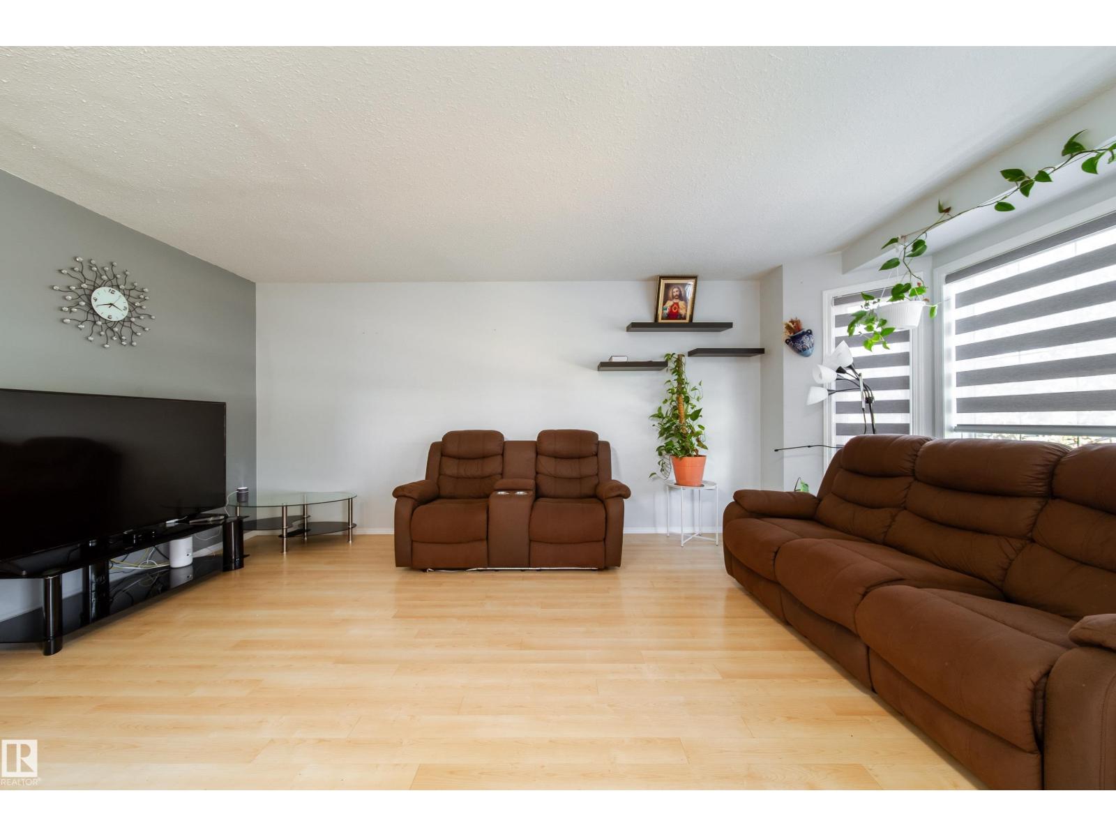 Photo 28 of 1905 36 Av Nw, Edmonton AB