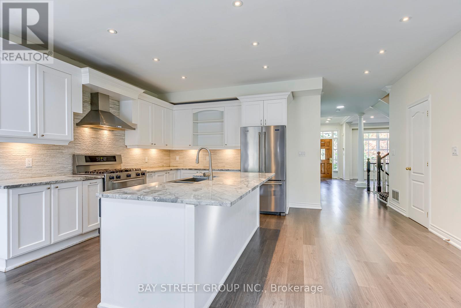 Photo 35 of 2273 Woodfield Road, Oakville ON