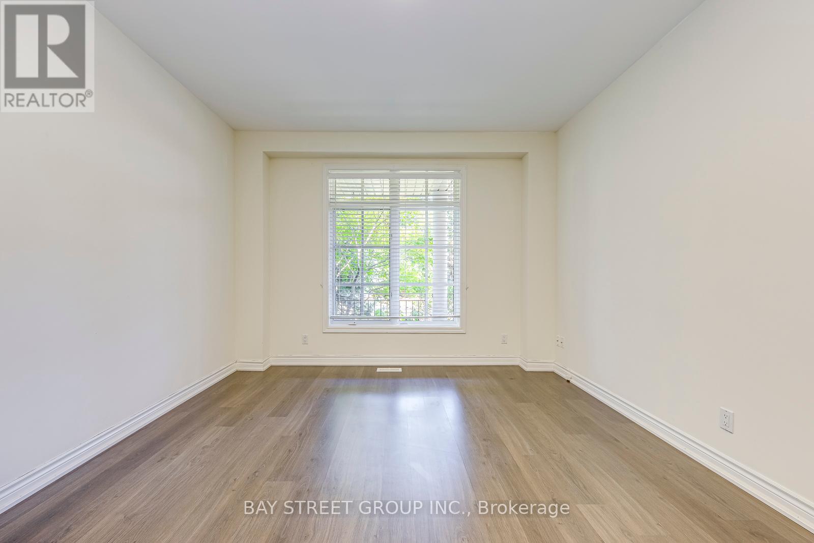Photo 28 of 2273 Woodfield Road, Oakville ON