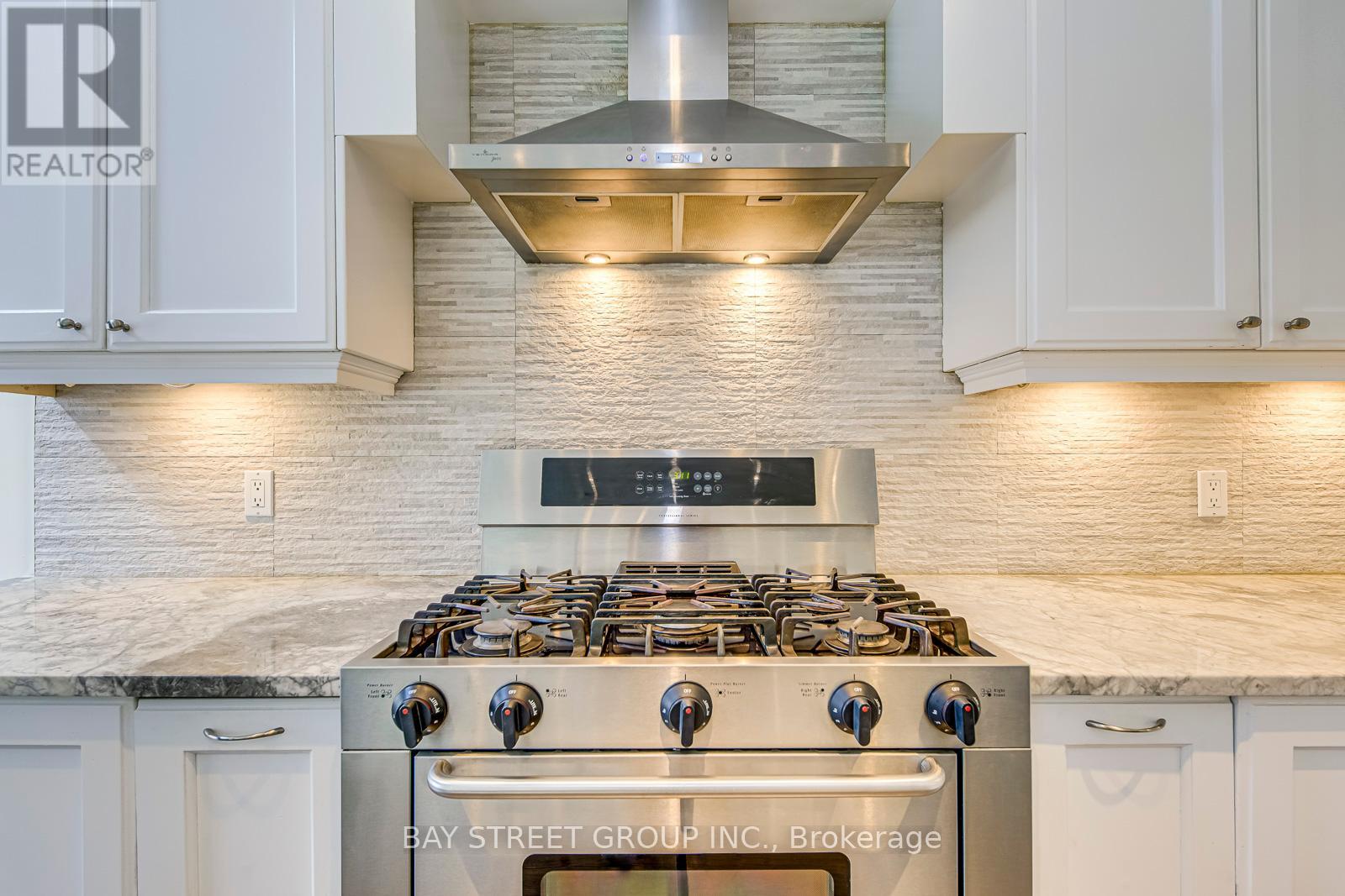 Photo 40 of 2273 Woodfield Road, Oakville ON