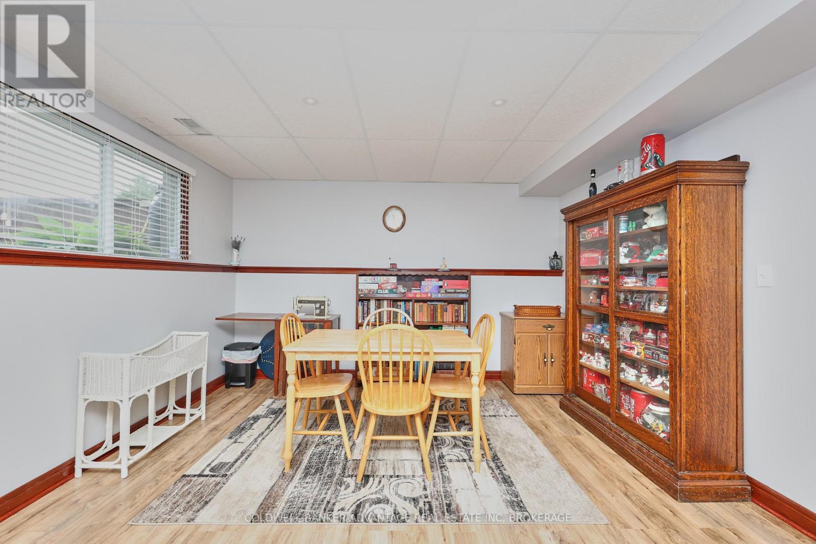 Photo 23 of 147 Briarsdale Crescent, Welland ON