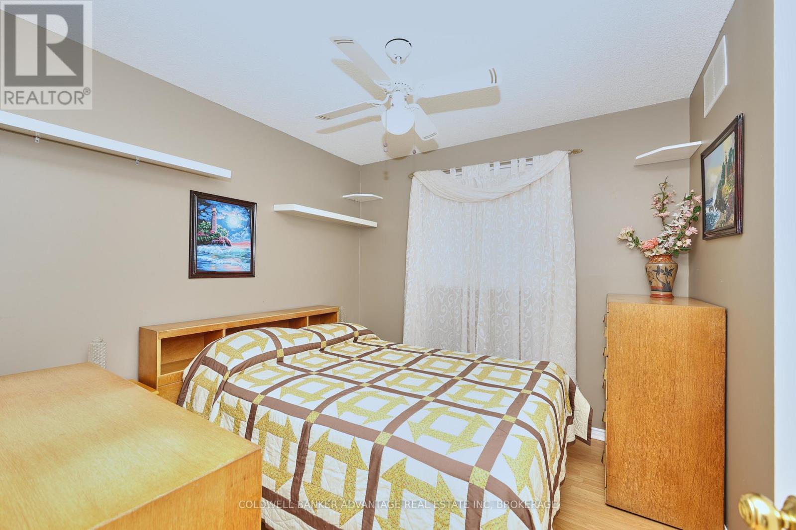 Photo 39 of 147 Briarsdale Crescent, Welland ON