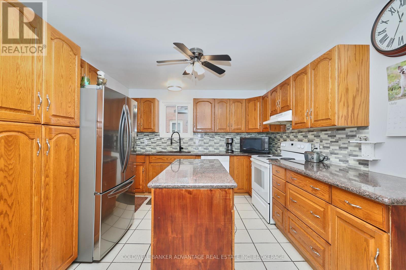 Photo 9 of 147 Briarsdale Crescent, Welland ON