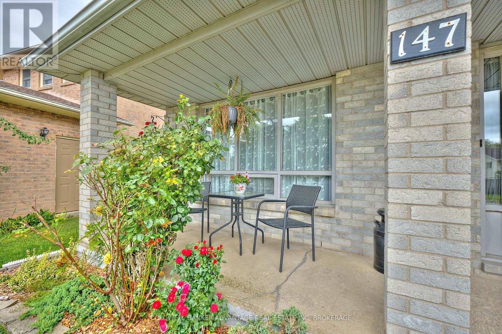 Photo 31 of 147 Briarsdale Crescent, Welland ON