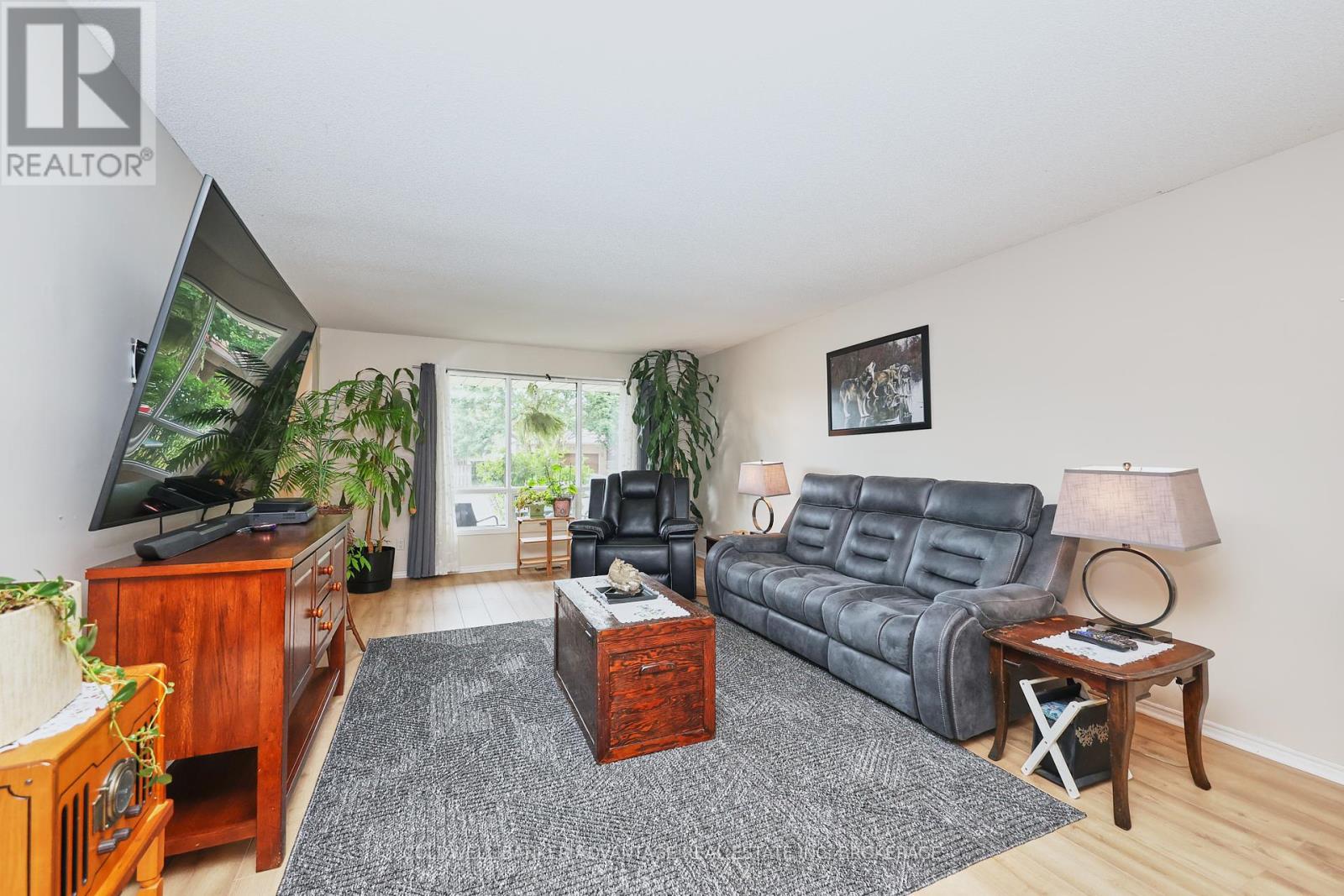 Photo 18 of 147 Briarsdale Crescent, Welland ON