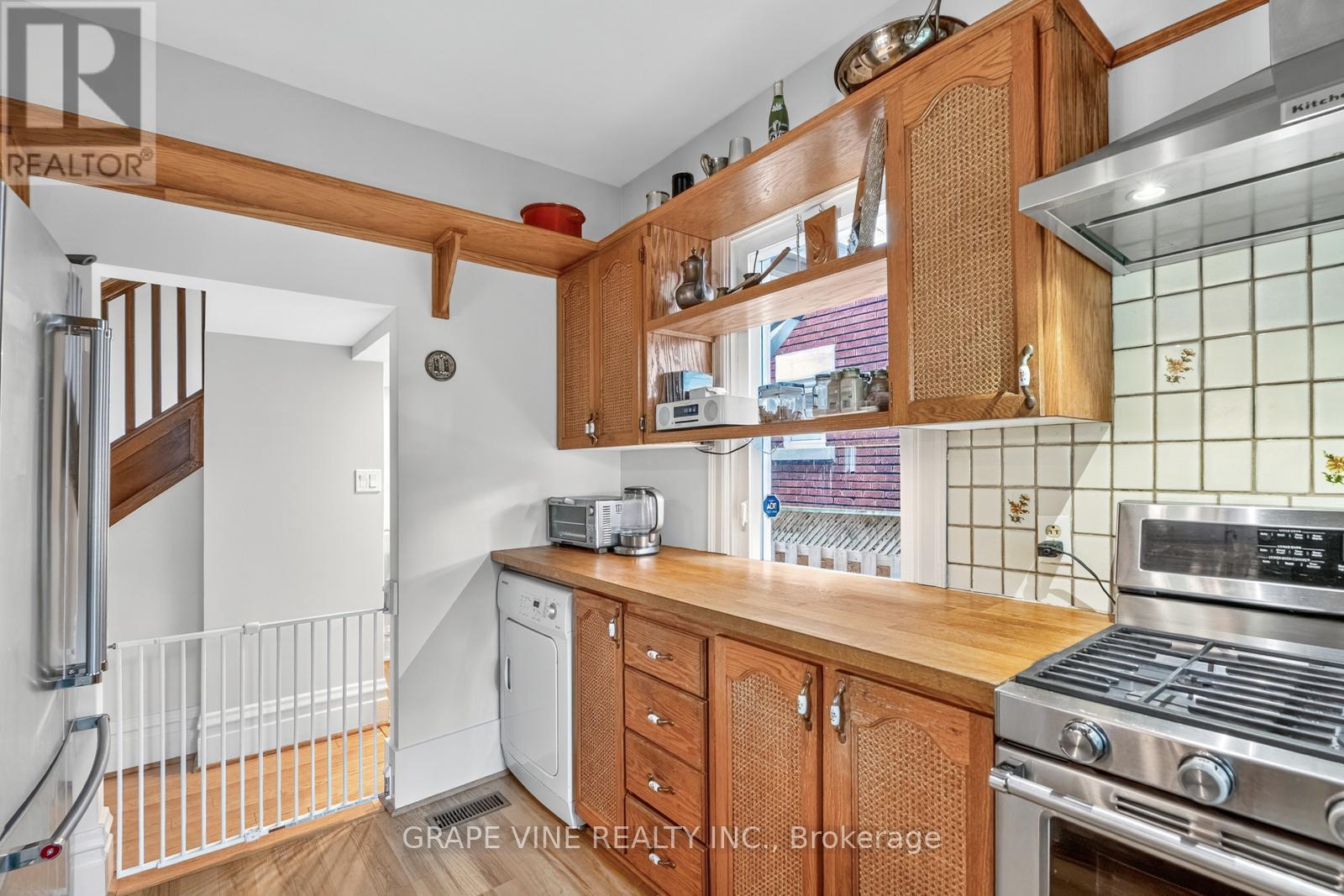 Photo 14 of 65 Bristol Avenue, Ottawa ON