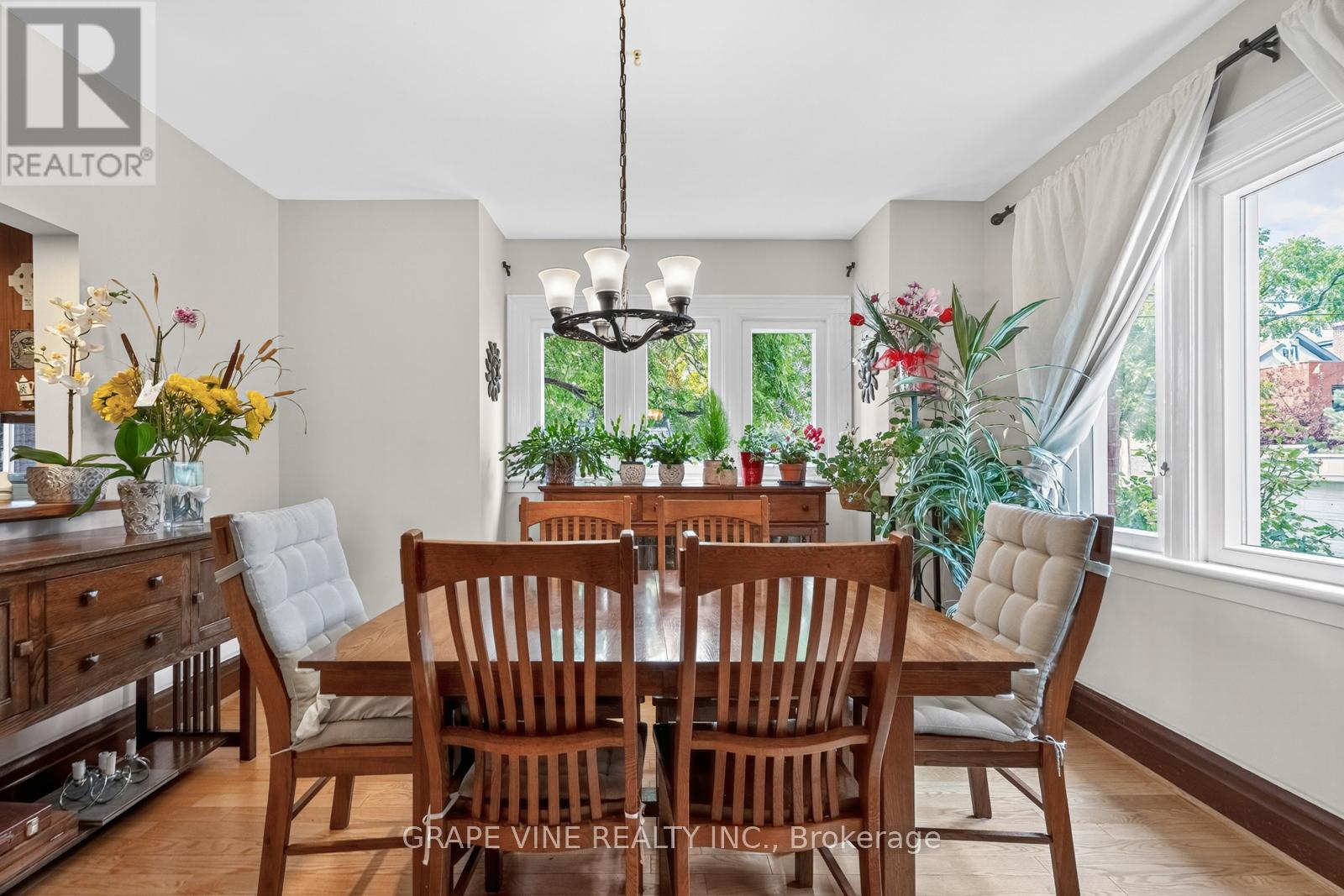 Photo 4 of 65 Bristol Avenue, Ottawa ON