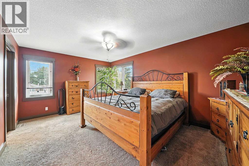 Single Family House for Sale in  A Avenue Mountview Red Deer 
