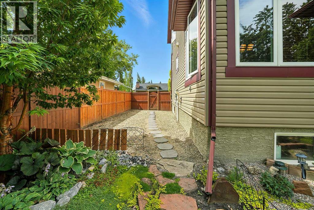 Single Family House for Sale in  A Avenue Mountview Red Deer 