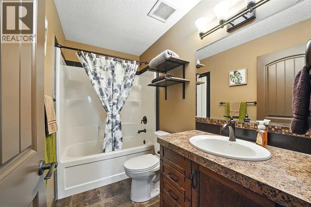 Single Family House for Sale in  A Avenue Mountview Red Deer 
