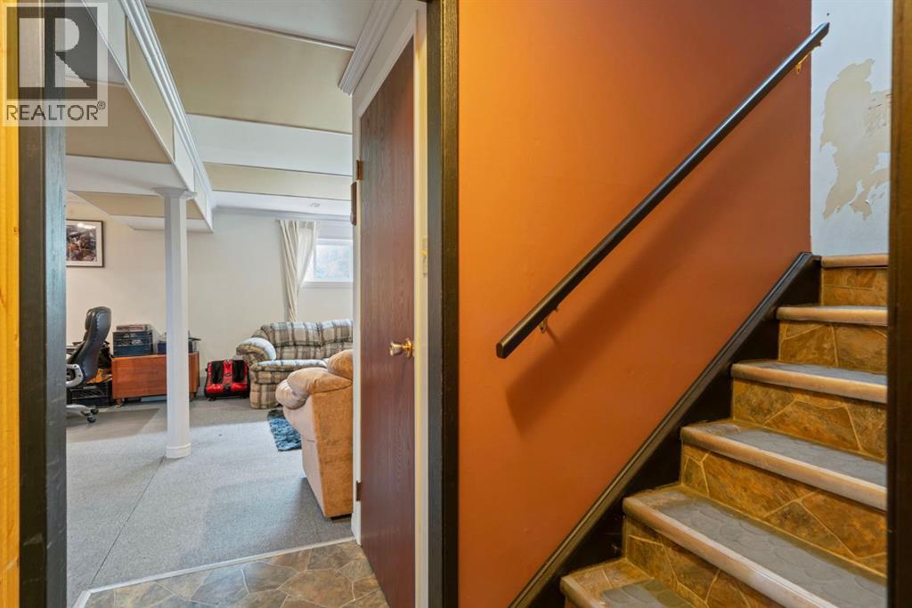 Single Family House Bi-level for Sale in  A Avenue SE Dover Calgary 