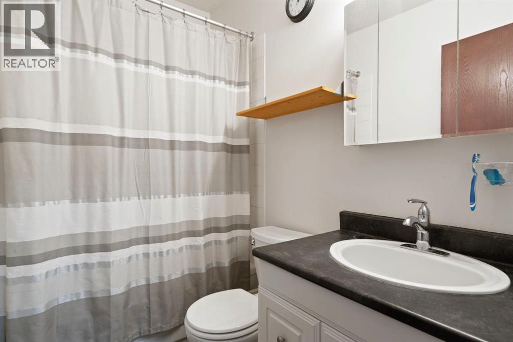Single Family House Bi-level for Sale in  A Avenue SE Dover Calgary 