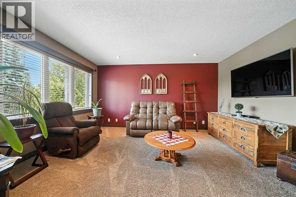 Single Family House for Sale in  A Avenue Mountview Red Deer 
