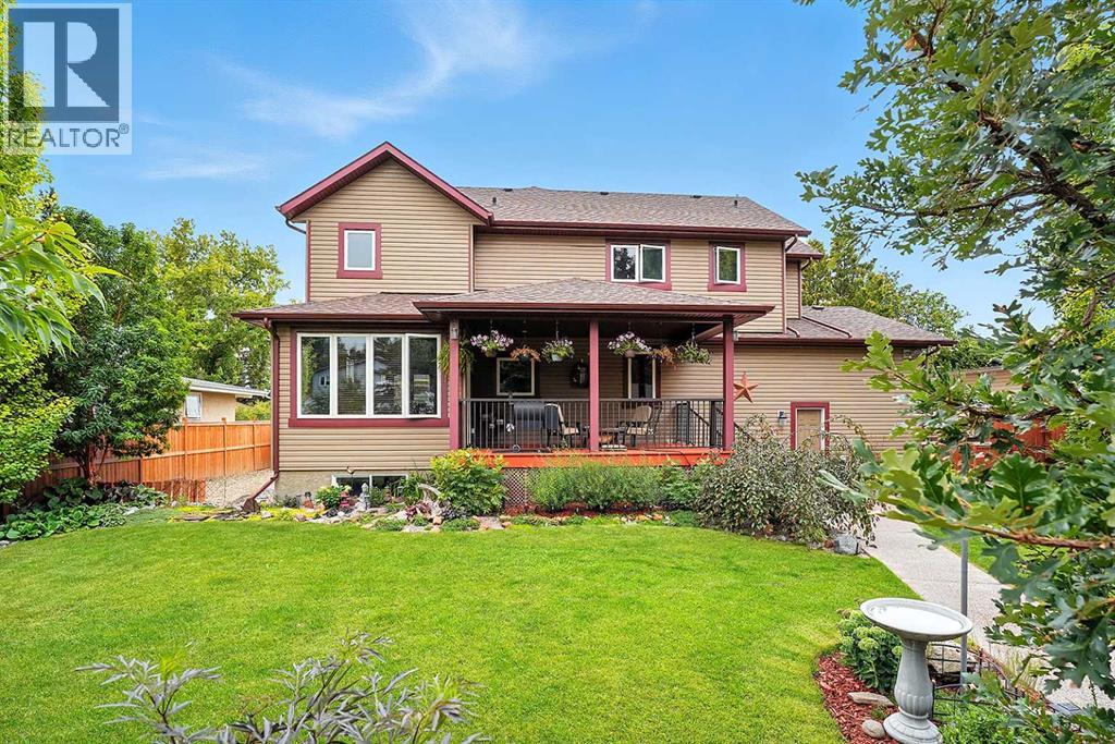 Single Family House for Sale in  A Avenue Mountview Red Deer 