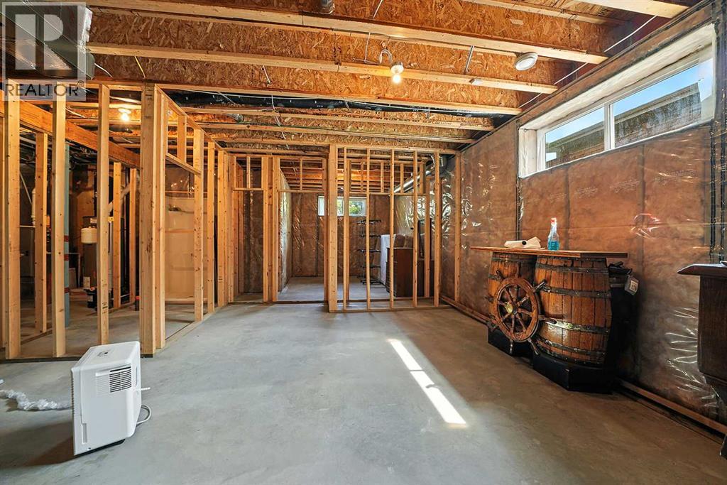 Single Family House for Sale in  A Avenue Mountview Red Deer 