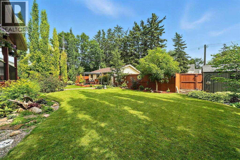 Single Family House for Sale in  A Avenue Mountview Red Deer 