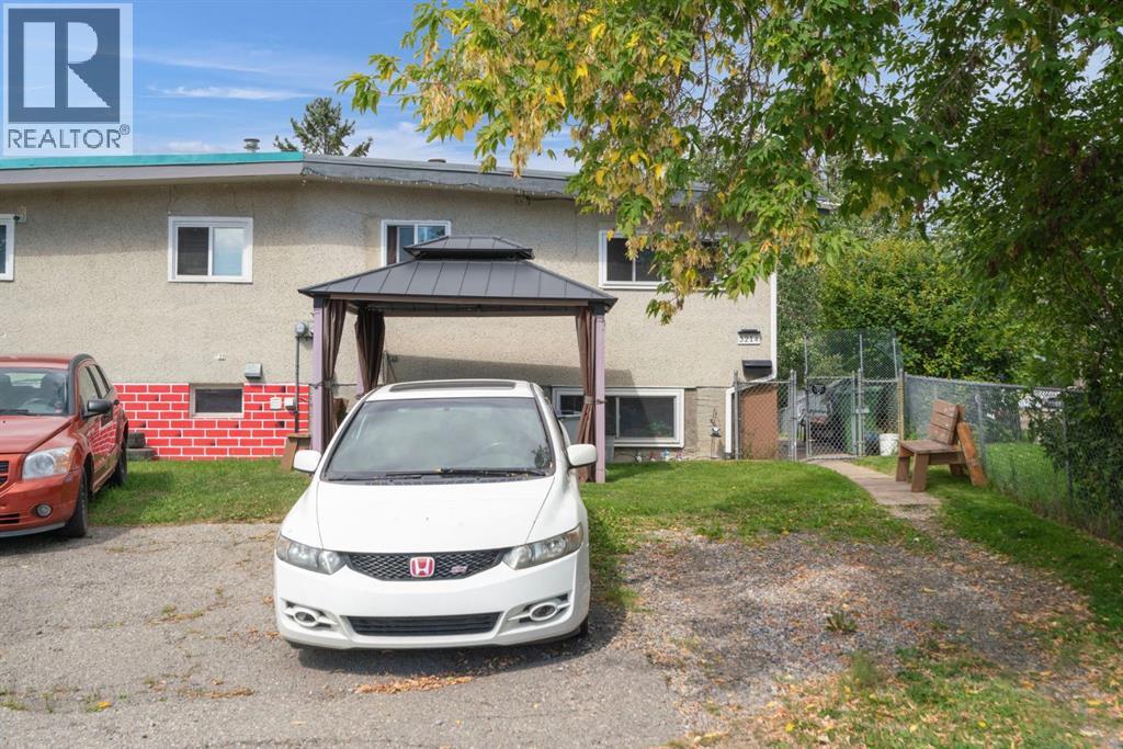 Single Family House Bi-level for Sale in  A Avenue SE Dover Calgary 