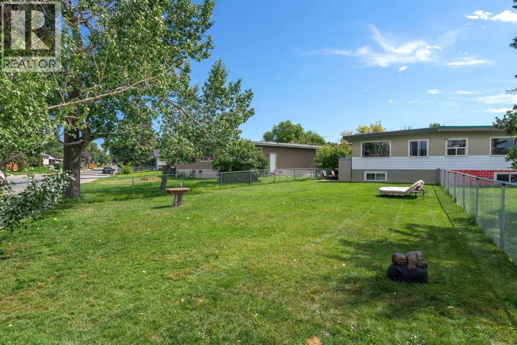 Single Family House Bi-level for Sale in  A Avenue SE Dover Calgary 