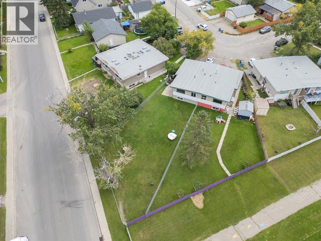 Single Family House Bi-level for Sale in  A Avenue SE Dover Calgary 