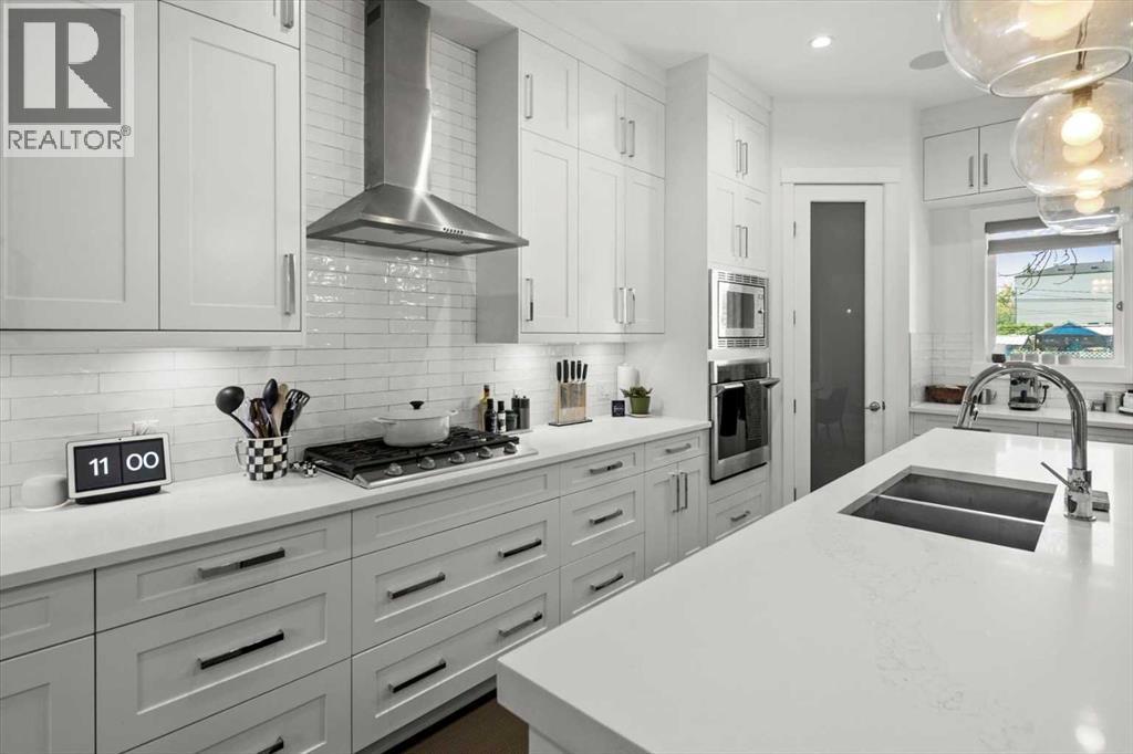 Single Family House for Sale in   A Street SW Richmond Calgary 
