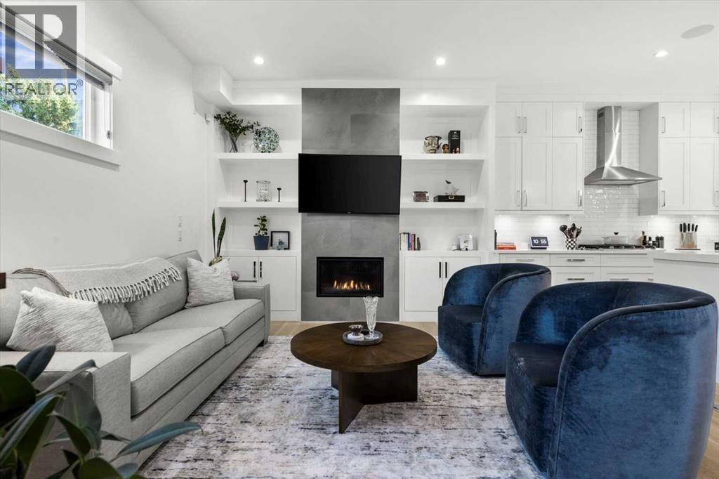 Single Family House for Sale in   A Street SW Richmond Calgary 