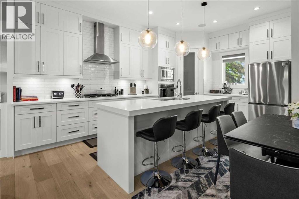 Single Family House for Sale in   A Street SW Richmond Calgary 
