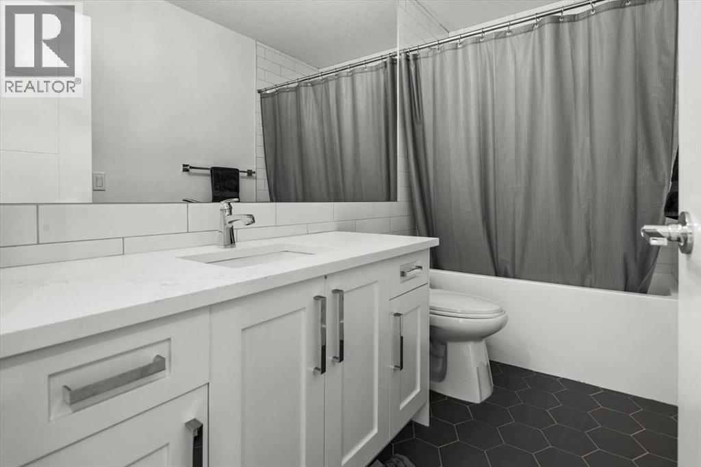 Single Family House for Sale in   A Street SW Richmond Calgary 