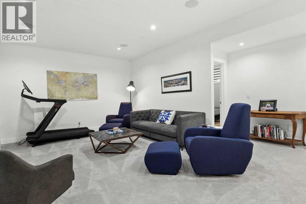 Single Family House for Sale in   A Street SW Richmond Calgary 