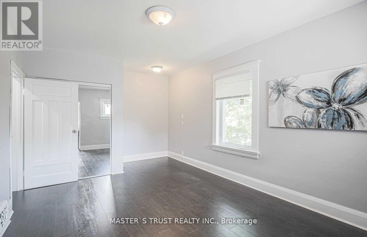 Photo 7 of Upper 2668 Midland Avenue, Toronto ON