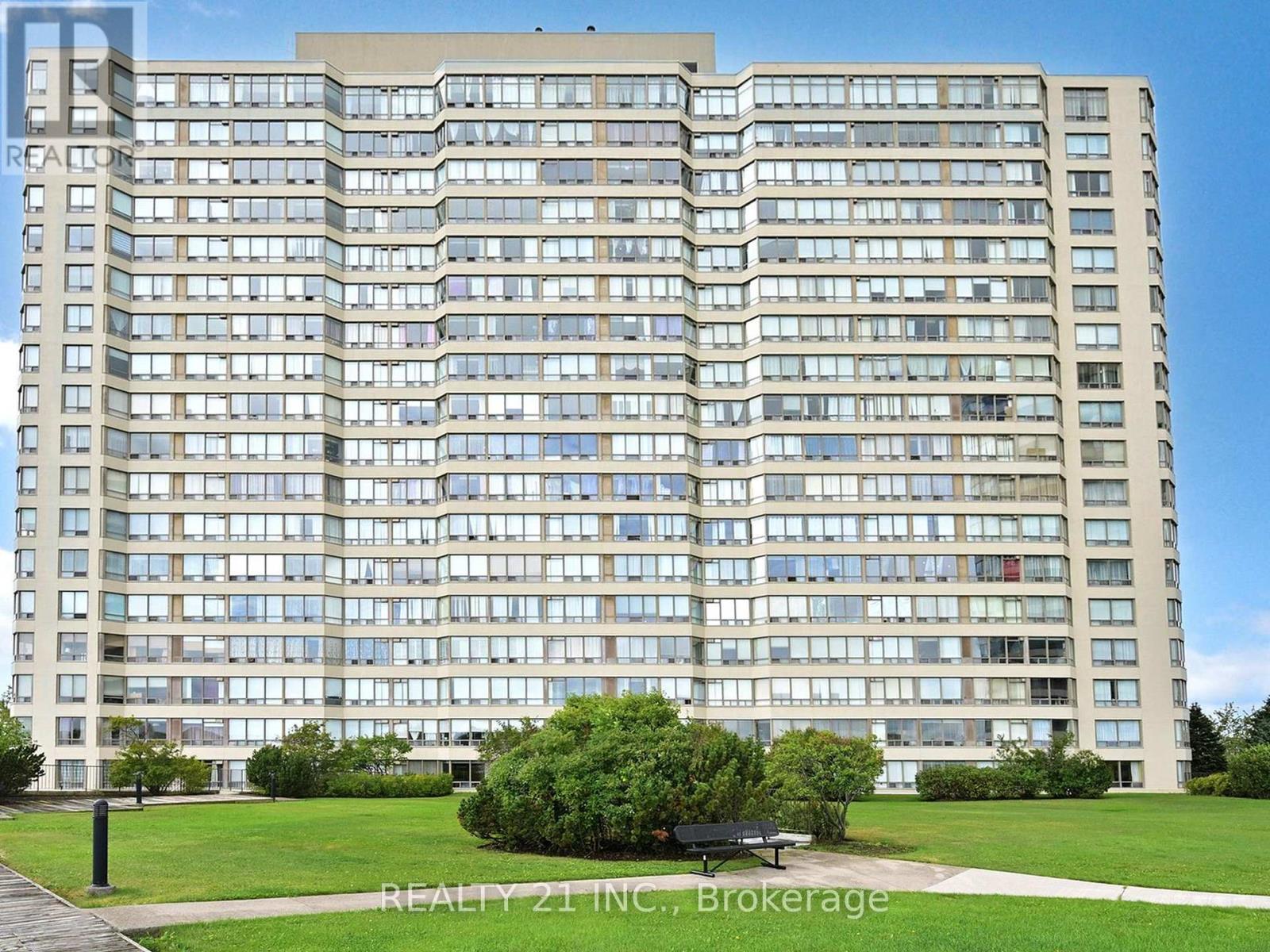 Photo 1 of 488 1 Greystone Walk Drive, Toronto ON